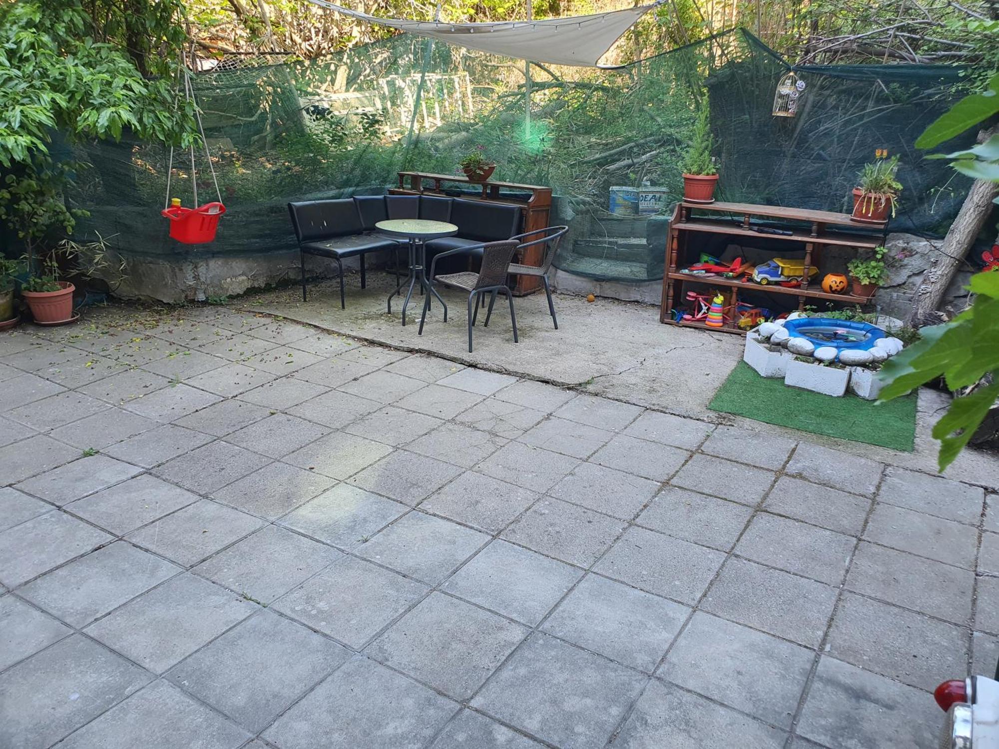 Тих Двустаен Самостоятелен Апартамент С Двор,До Площада На Сандански Exterior photo
